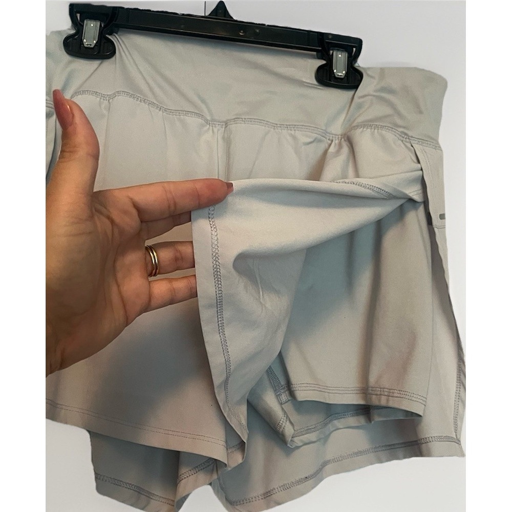 AVIA Women's Athletic Skort Gray M (8-10) Pockets Stretch Moisture Wicking - Picture 2 of 5
